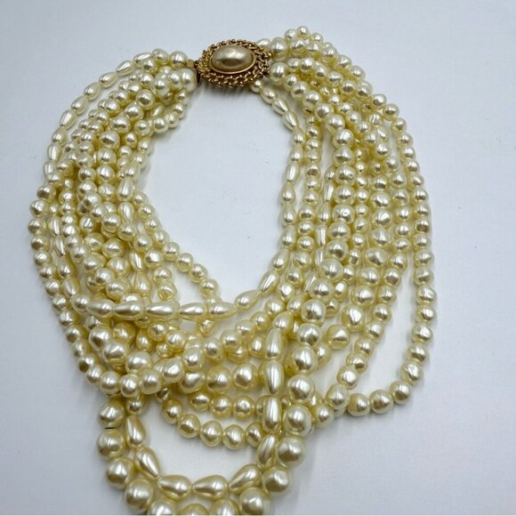 Vintage CAROLEE signed Gold Tone Faux Pearl Designer Runway Necklace - Picture 4 of 11